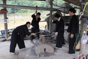 Nghề Rèn Của Người Nùng ở Cao Bằng Min