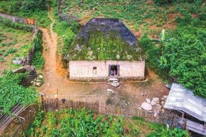 Nhà Trình Tường Của Người Hà Nhì(lào Cai) Min