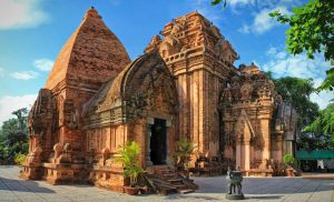 Tháp Bà Pô Na Ga ở Nha Trang (khánh Hoà) Min