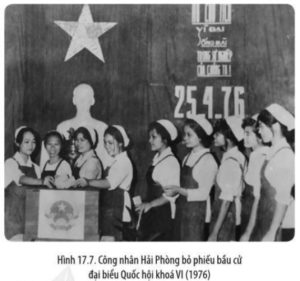 Công Nhân Hải Phòng Bỏ Phiếu Bầu Cử đại Biểu Quốc Hội Khoá Vi (1976). Min