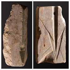 Khuôn đúc Tên đồng Tìm Thấy ở Cổ Loa (2004) Min