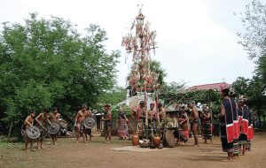 Lễ Hội Cầu Mưa Của Người Xtiêng. Min