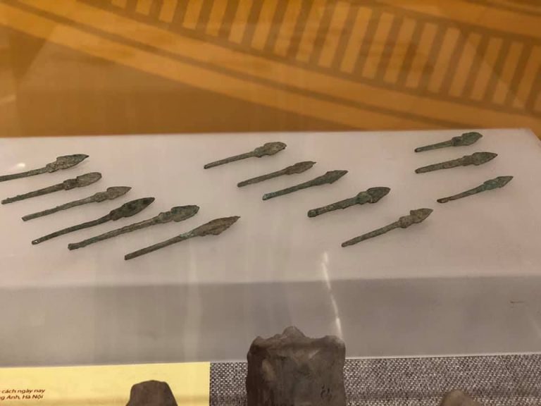 Những Mũi Tên Cổ được Tìm Thấy ở Cổ Loa Có Niên đại Cách đây 2.000 2.500 Năm. Min