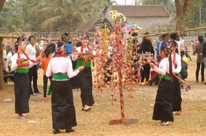 Phong Tục Hát Sắc Bùa Của Người Dân Tộc Mường Min