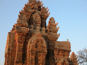 Tháp Poklong Garai (việt Nam) Min