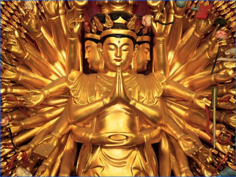 Tượng Phật ở Thượng Hải, Trung Quốc. Min